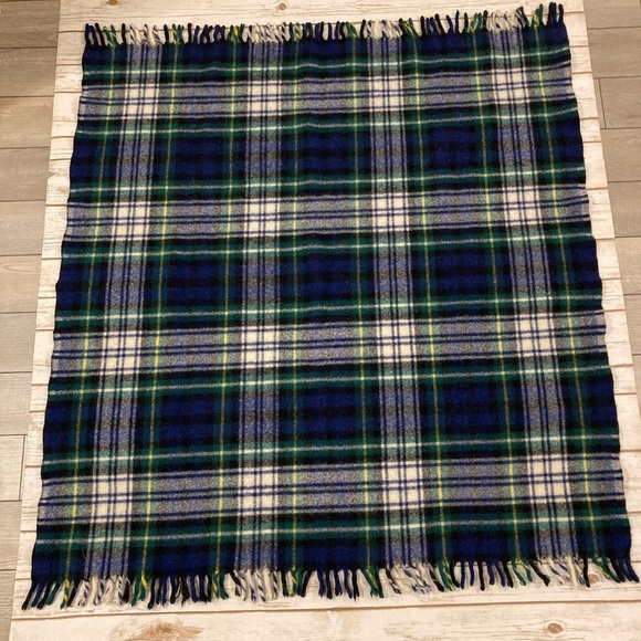 Vintage FARIBO 100% Wool Tartan Plaid Blue Green Blanket Stadium Throw Fringe - Picture 1 of 5